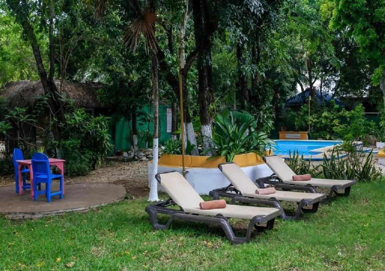 Esduma Iguanas Hotel Плая-дель-Кармен Экстерьер фото